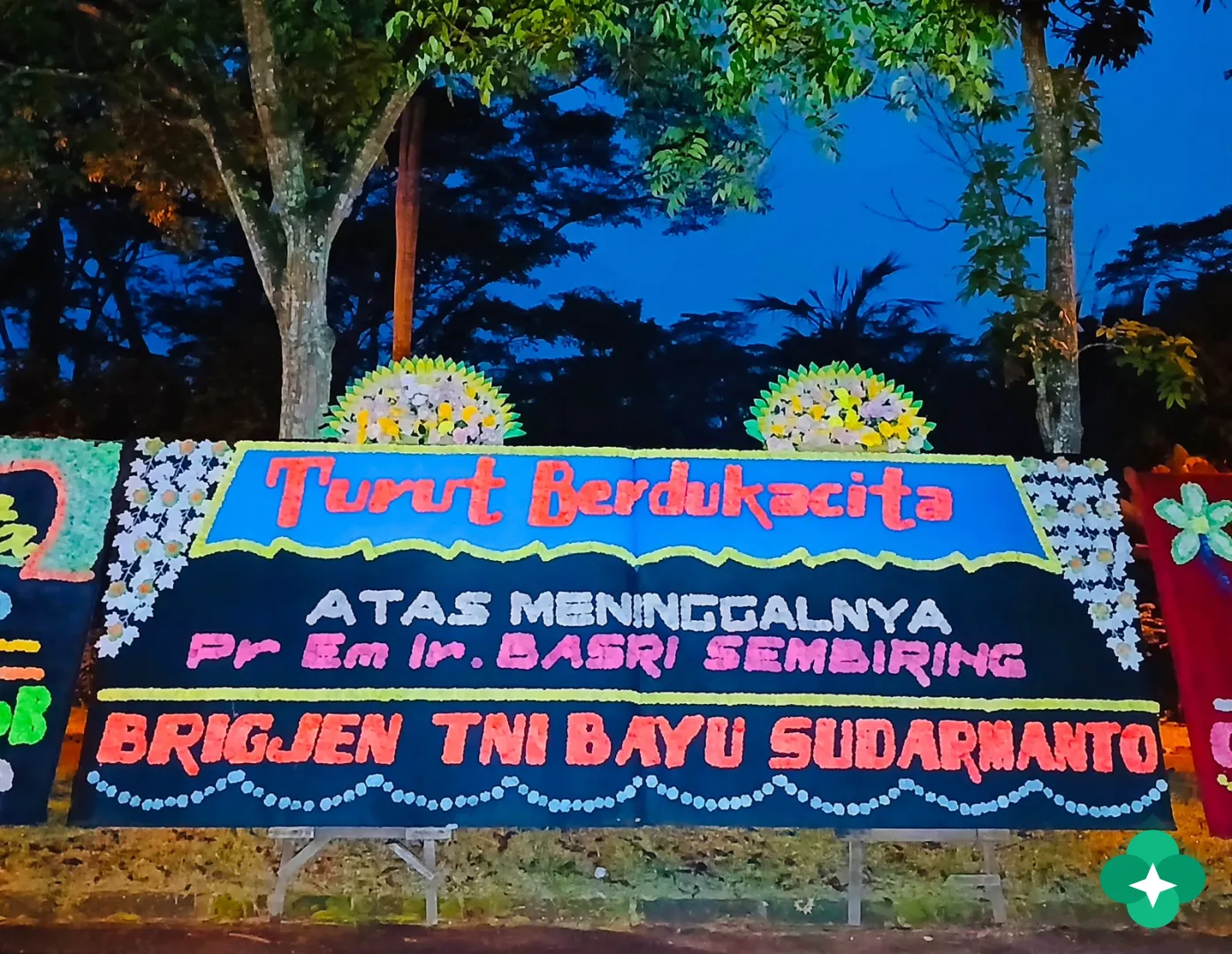 Karangan Bunga/Papan Bunga Medan sekitarnya