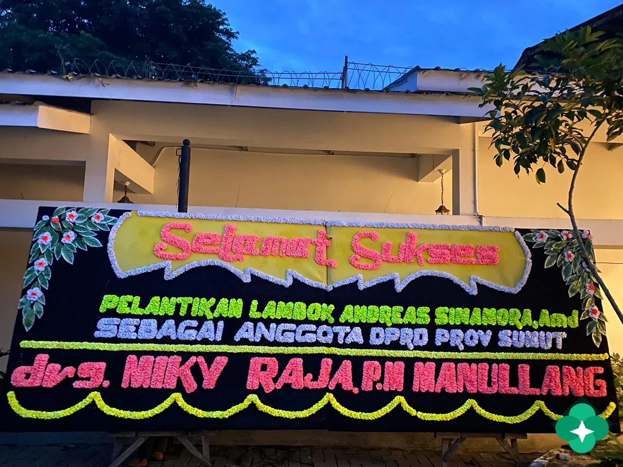 Papan bunga sukses medan  sekitarnya